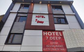 Hotel 7 Deep